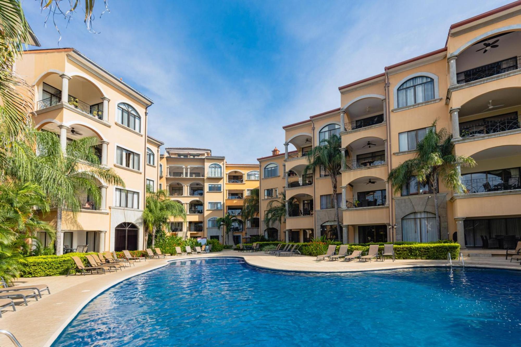Sunrise 1- 3 Bedroom Poolside Condo ตามารินโด ภายนอก รูปภาพ